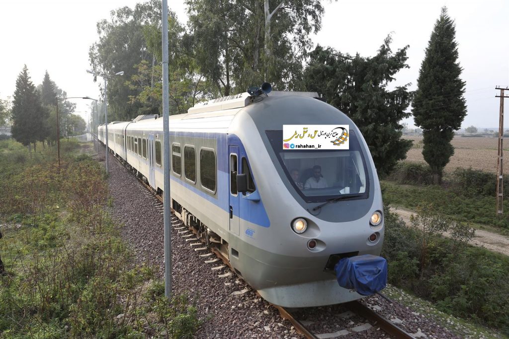 قطار ریل باس دانشجویی ارس راه اندازی شد