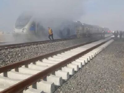 حریق قطار شهری ورامین-تهران در قرچک اطفا شد