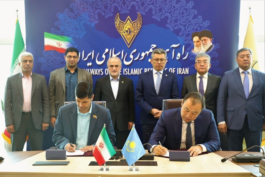 امضای تفاهم نامه اجرایی برای افزایش همکاری های ریلی ایران و قزاقستان